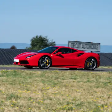 Stage de pilotage Ferrari proche Circuit d'Andrézieux