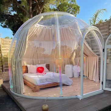 Nuit en Bulle avec Spa Privatif à Fréjus