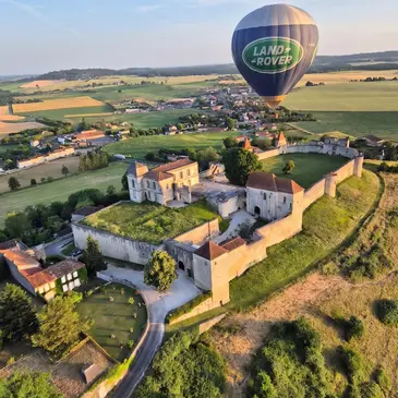 Vol en Montgolfière à Villebois-Lavalette Vol en Montgolfière à Villebois-Lavalette