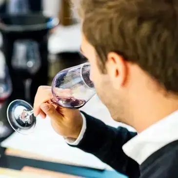 Journée d'Initiation à l'Œnologie à Dijon Darcy en région Bourgogne