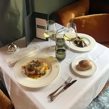 Initiation à l'Œnologie à la Maison Maubreuil à Nantes en région Pays-de-la-Loire Initiation à l'Œnologie à la Maison Maubreuil à Nantes en région Pays-de-la-Loire