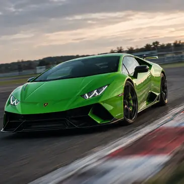 Stage de Pilotage Enfant en Lamborghini Huracan près de Besançon en région Franche-Comté