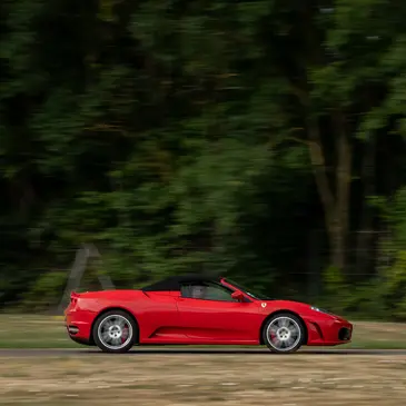 Stage Pilotage Enfant en Ferrari F430 Spider - Circuit de Mornay Stage Pilotage Enfant en Ferrari F430 Spider - Circuit de Mornay