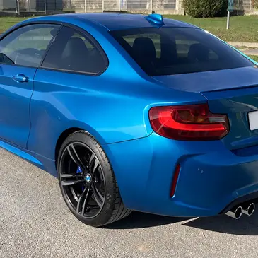 Stage de Pilotage Enfant en BMW M2 - Circuit d'Issoire en région Auvergne