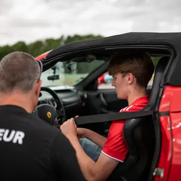 Réserver Stage de Pilotage pour Enfant département Puy de dôme