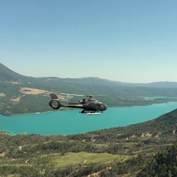 Baptême en Hélicoptère dans les Gorges du Verdon en région PACA et Corse