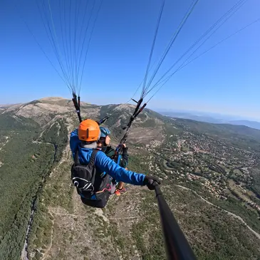 Baptême en parapente en région PACA et Corse Baptême en parapente en région PACA et Corse