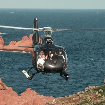 Baptême de l'air hélicoptère en région PACA et Corse Baptême de l'air hélicoptère en région PACA et Corse