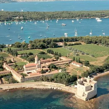 Baptême de l'air hélicoptère en région PACA et Corse Baptême de l'air hélicoptère en région PACA et Corse