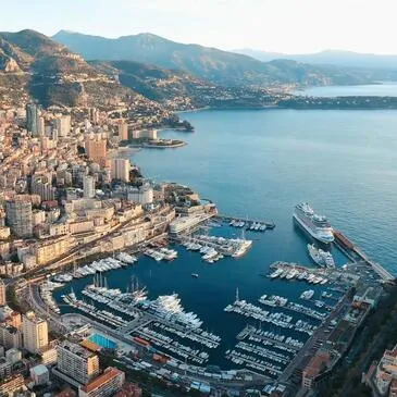 Réserver Baptême de l'air hélicoptère en PACA et Corse Réserver Baptême de l'air hélicoptère en PACA et Corse