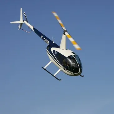 Initiation au pilotage d'hélicoptère près de Lyon Initiation au pilotage d'hélicoptère près de Lyon