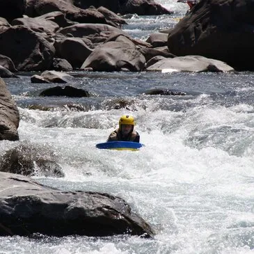 Nage en eaux vives proche Barcelonnette Nage en eaux vives proche Barcelonnette