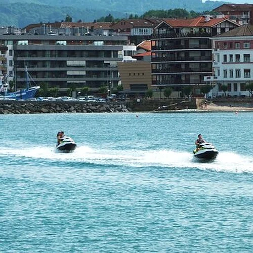 Activité : Randonnée en Jet Ski à Hendaye