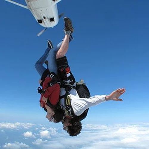 Activité : Saut en Parachute Tandem à Sarlat