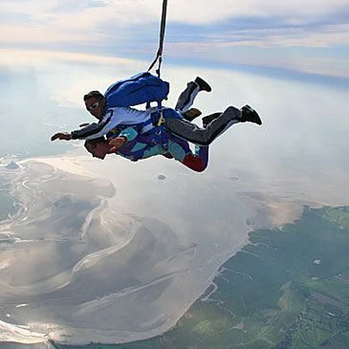Activité : Saut Parachute en tandem au Mont Saint-Michel