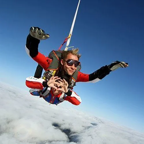 Activité : Saut en Parachute Tandem aux environs de Nancy