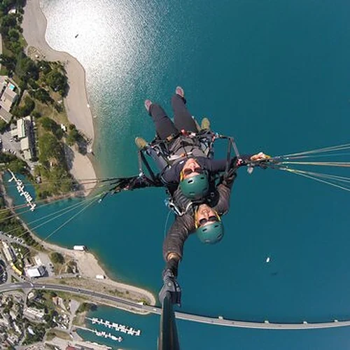 Activité : Baptême en Parapente - Survol du Lac de Serre-Ponçon