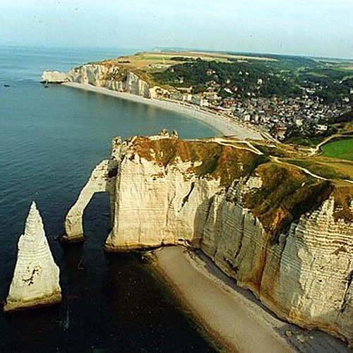 Activité : Initiation au Pilotage d'Avion au Havre - Survol d'Etretat