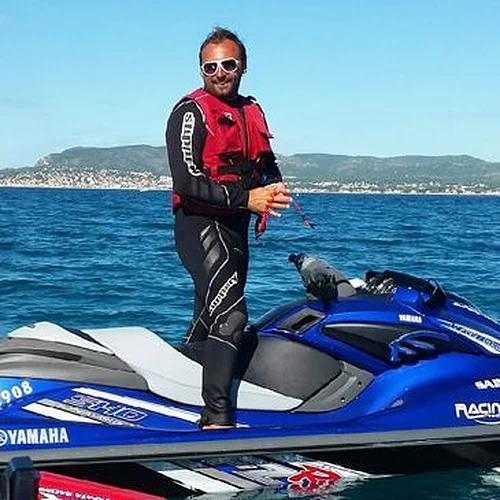 Activité : Randonnée en Jet Ski à Saint-Cyr-sur-Mer