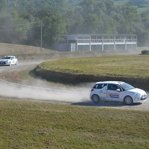 Photo : Coffret Pilotage Rallye sur le Circuit Terre d'Issoire