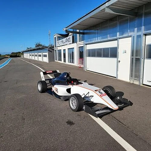 Activité : Coffret Pilotage Formule 3 - Circuit de Haute Saintonge