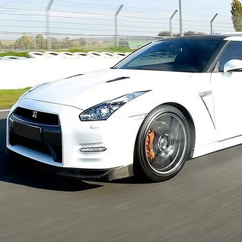 Activité : Coffret Pilotage Nissan GT-R - Circuit du Roussillon