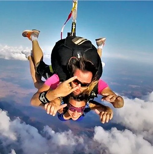 Activité : Saut en Parachute Tandem près de Chaumont