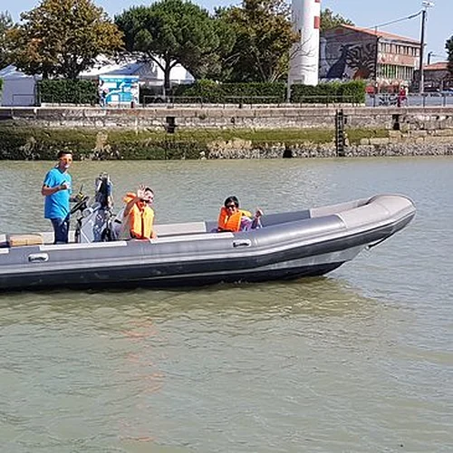 Activité : Location de Bateau à moteur à La Rochelle
