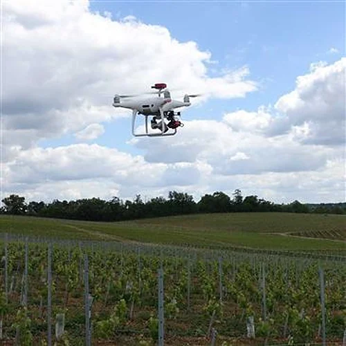 Activité : Initiation au Pilotage de Drone à Saint-Aubin-de-Médoc