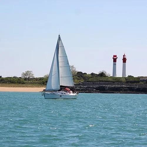 Activité : Balade Privative en Voilier à La Rochelle