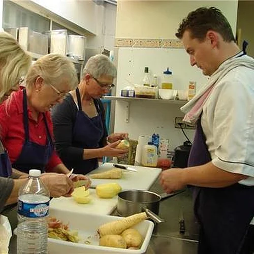 Activité : Cours de Cuisine et Dîner dans un Château près de Poitiers
