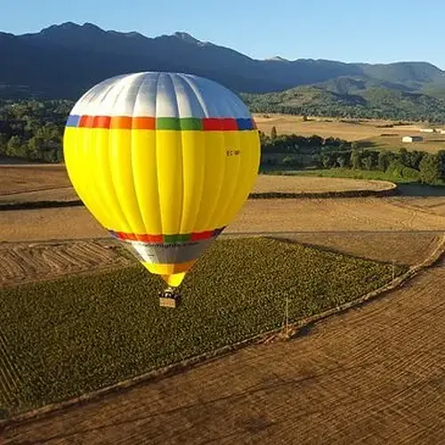 Activité : Vol en Montgolfière - Survol des Pyrénées