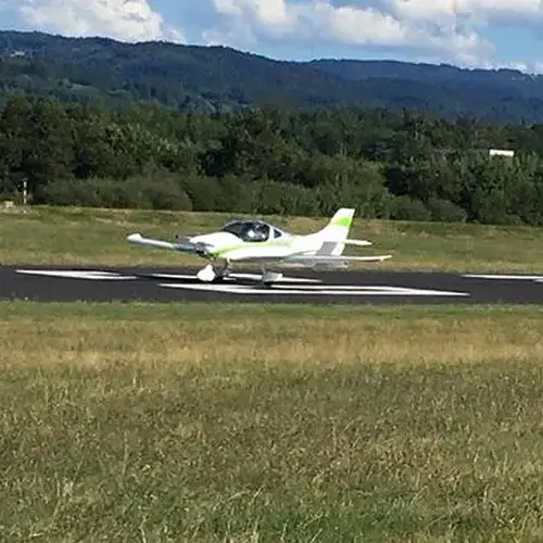 Activité : Initiation au Pilotage d'un ULM Multiaxe près de Poitiers