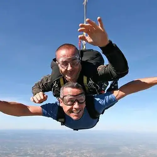 Activité : Saut en Parachute Tandem à Vichy