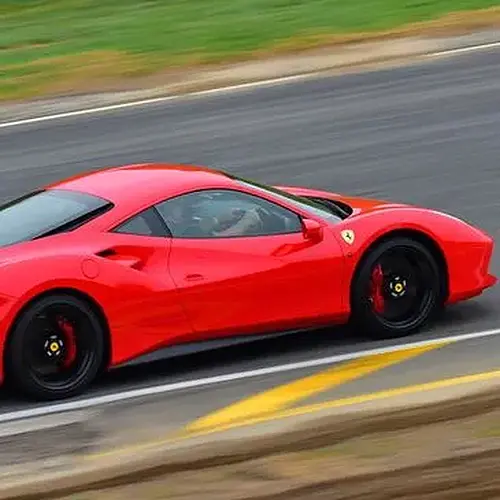 Activité : Pilotage Ferrari 488 GTB - Circuit d'Abbeville