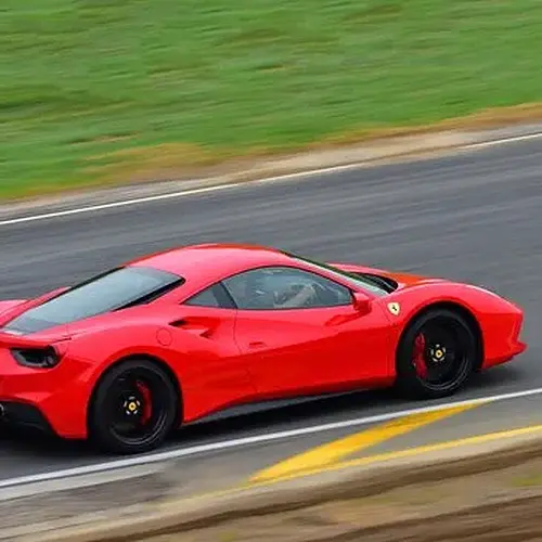 Activité : Pilotage Ferrari 488 GTB - Circuit de Pouilly-en-Auxois