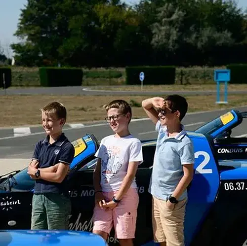 Activité : Coffret Pilotage Enfant en Porsche Boxster à Poitiers