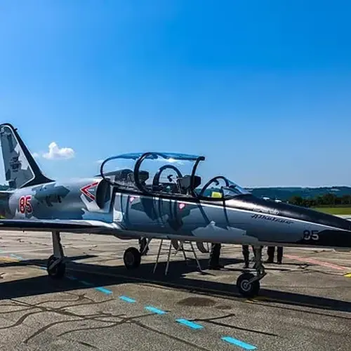 Activité : Initiation au Pilotage d'Avion de Chasse près de Toulouse