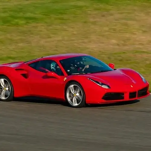 Photo : Pilotage Ferrari 488 GTB - Circuit de Ladoux