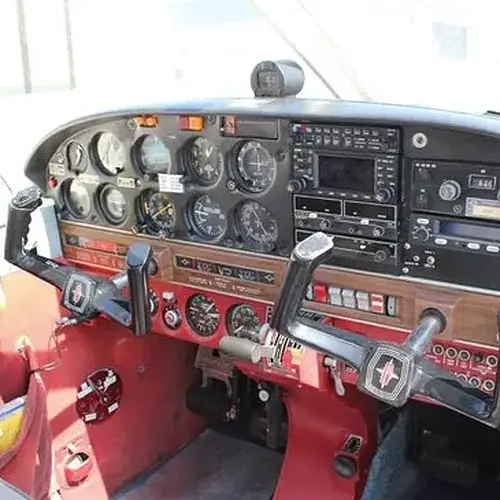 Activité : Initiation au Pilotage d'Avion près de Bordeaux