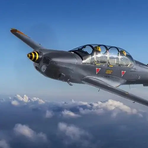 Activité : Baptême en avion militaire à Pontoise près de Paris