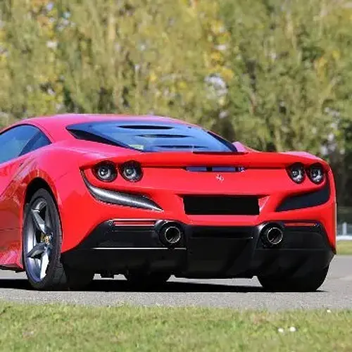 Activité : Pilotage Duo Porsche Ferrari - Circuit de Haute-Saintonge