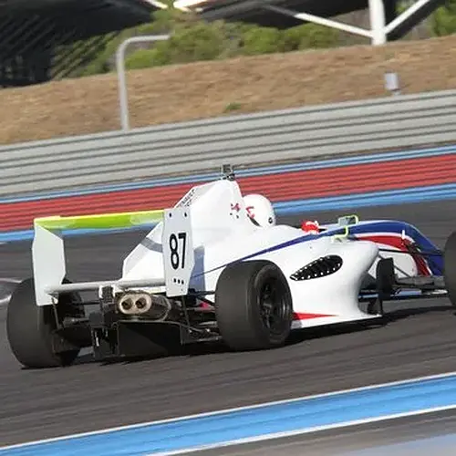 Photo : Pilotage Formule 4 - Circuit de Montlhéry