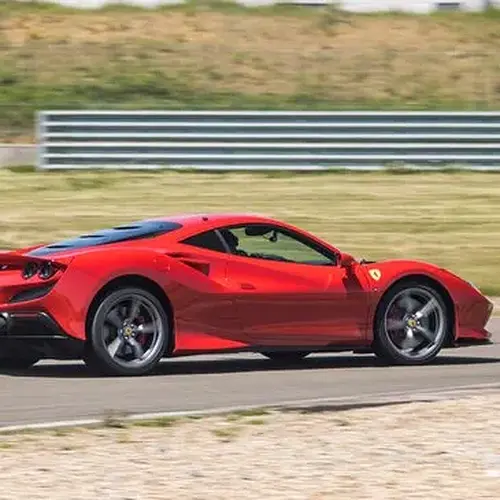 Photo : Pilotage Ferrari F8 Tributo - Circuit du Bourbonnais
