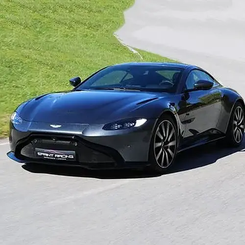 Activité : Pilotage Aston Martin Vantage - Circuit de la Ferté-Gaucher