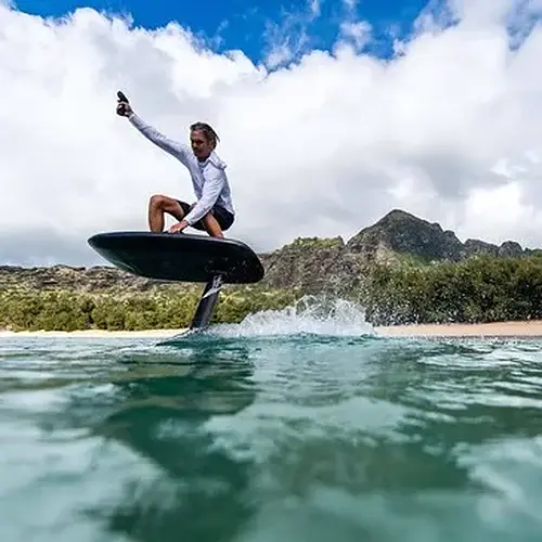 Activité : Initiation au Surf Electrique à Foil - Golfe de Saint-Tropez