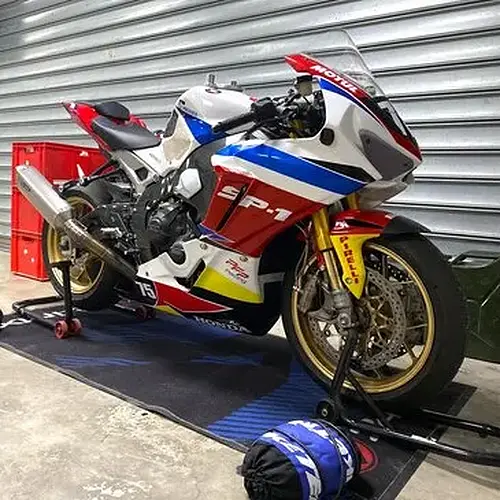 Activité : Baptême Sensations en Moto Honda - Circuit d'Alès