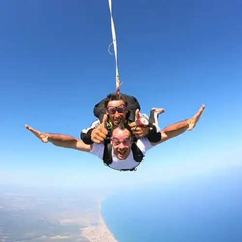 Activité : Saut en Parachute Tandem près de La Rochelle