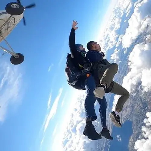 Activité : Saut en Parachute en Tandem à Pau