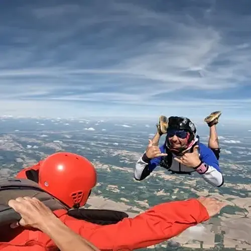 Activité : Saut d'Initiation en Parachute à Pau